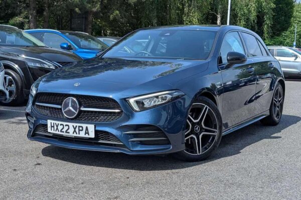 Mercedes-Benz C-Class 2023 - Image 4