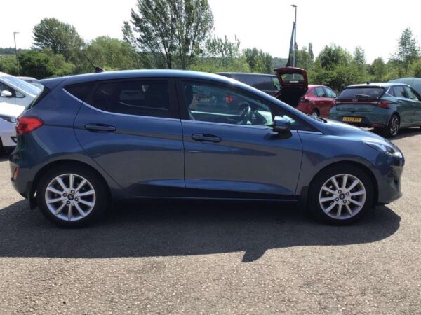 Ford Fiesta ecoboost-125-titanium - Image 4